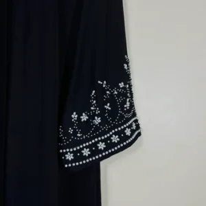 Zahrat Muse Abaya